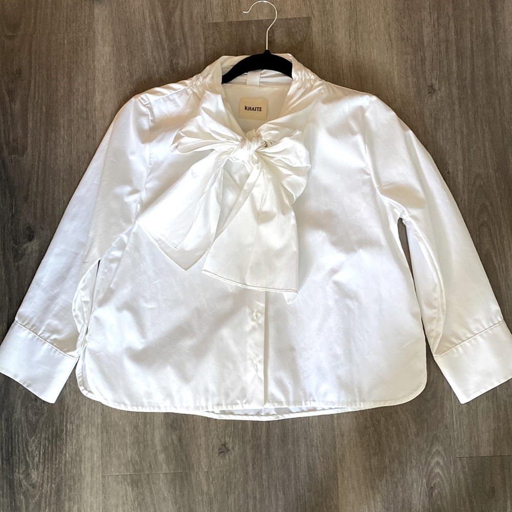 Khaite bowtie lovely blouse. New!!